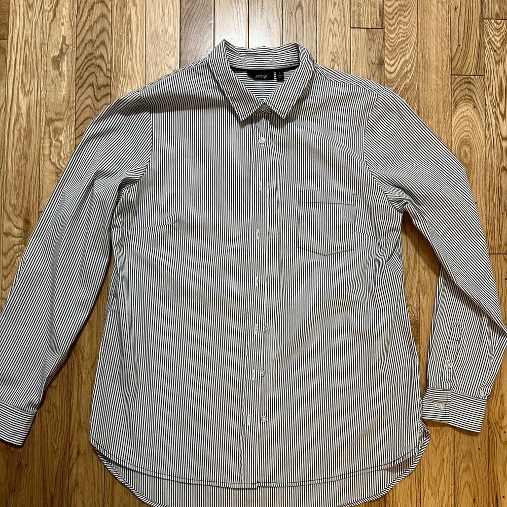 Apt 9 white with black stripe button down blouse